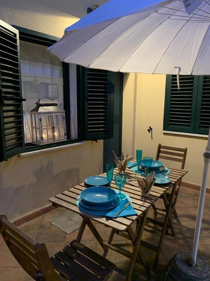 Raffinata Taverna Con Camino Cala Liberotto Eksteriør billede